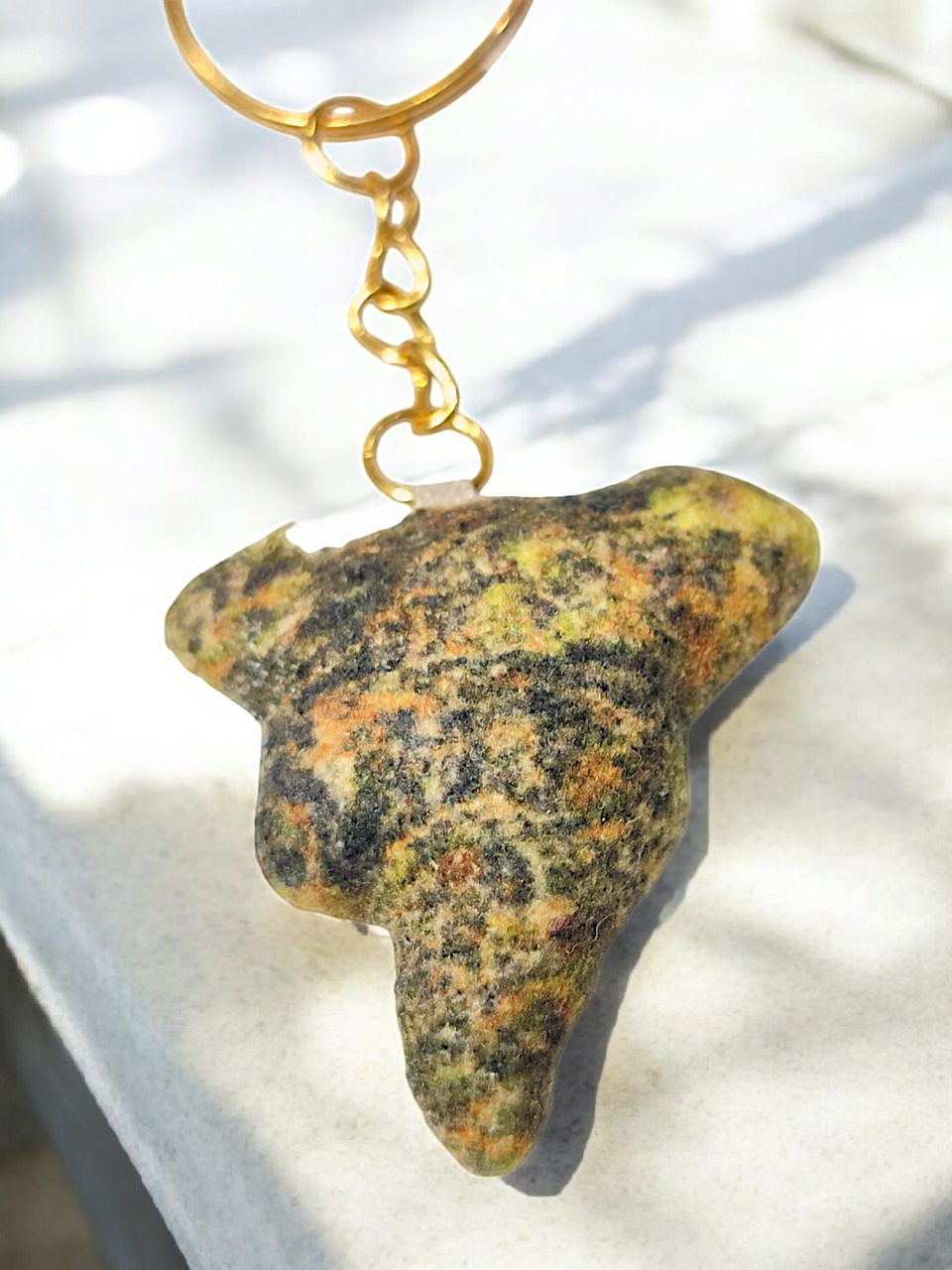 Llavero "Kush Keychain" – Mini Cogollo Artesanal